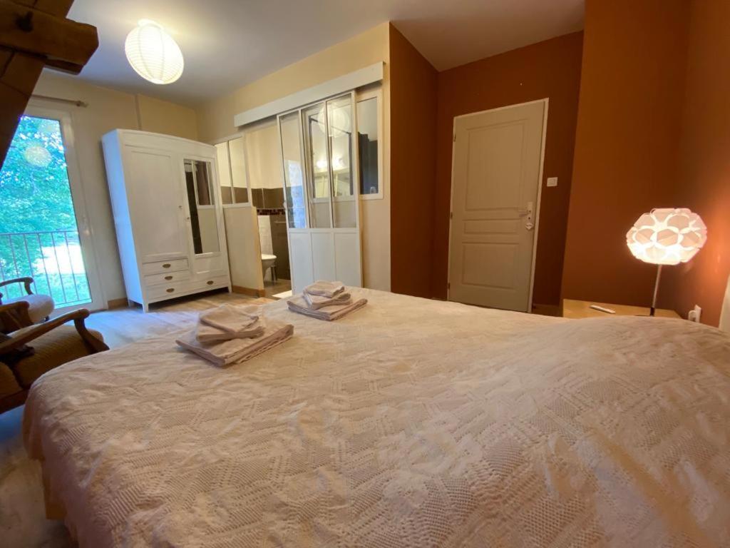 Chambres D'Hotes De La Grande Combe Mauzac-et-Grand-Castang Екстер'єр фото